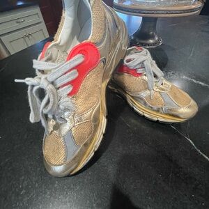 Authentic Golden Goose dad star size 36 sneakers